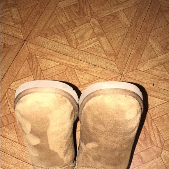 Ugg boots - Picture 2 of 5
